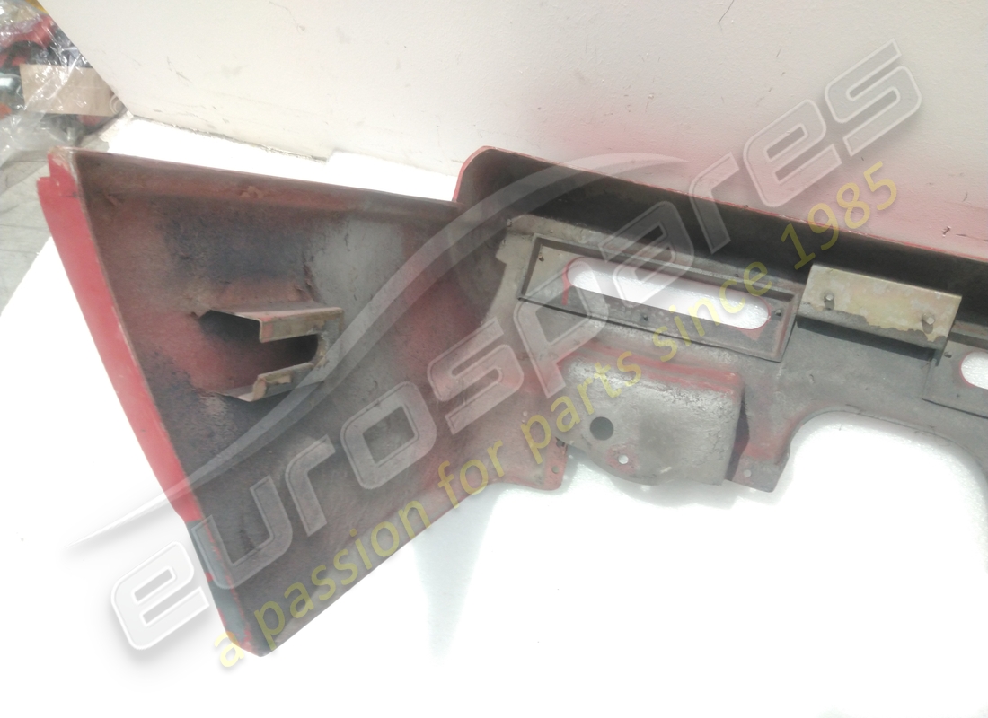 utilisé ferrari panneau inférieur arrière. numéro de pièce 61906700 (6)