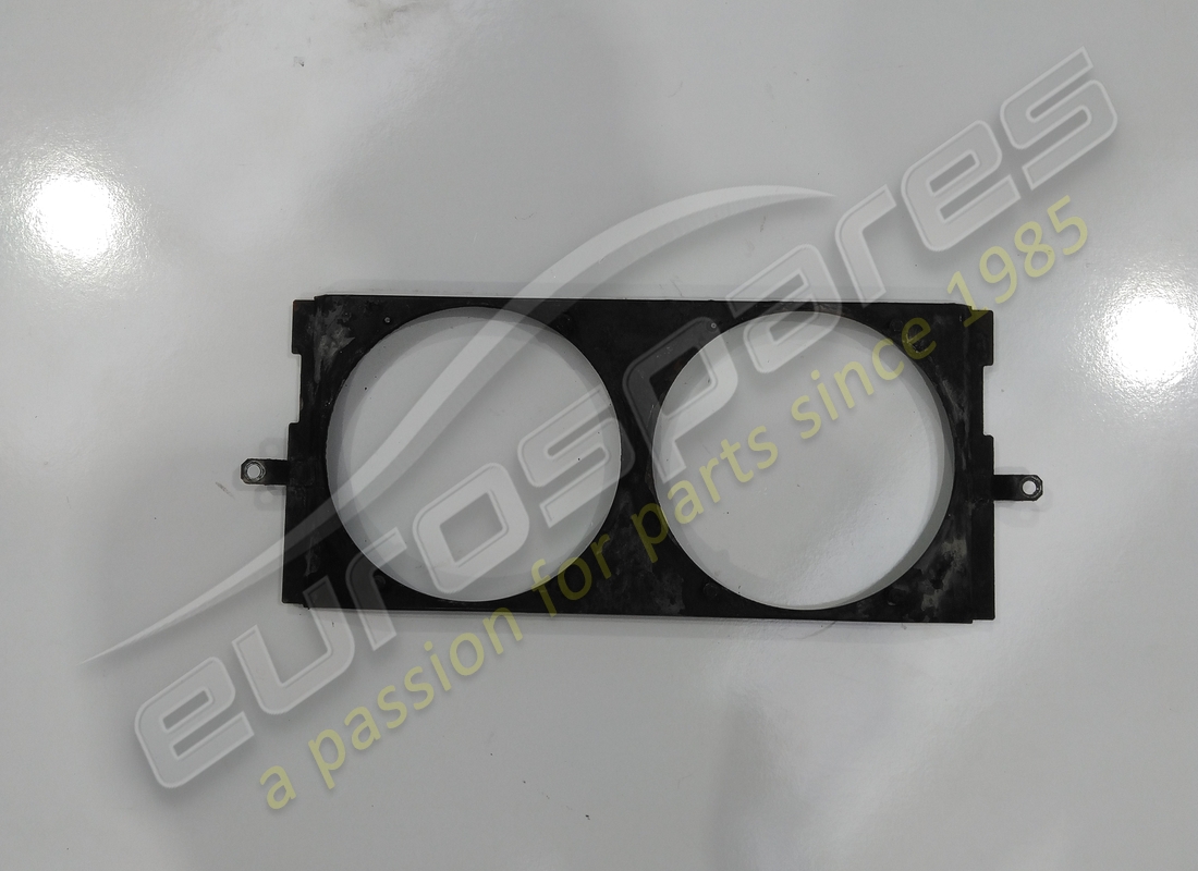 HOTTE Ferrari POUR ÉLECTROVENTILATEUR ENDOMMAGÉE. NUMÉRO DE PIÈCE 168820 (1)