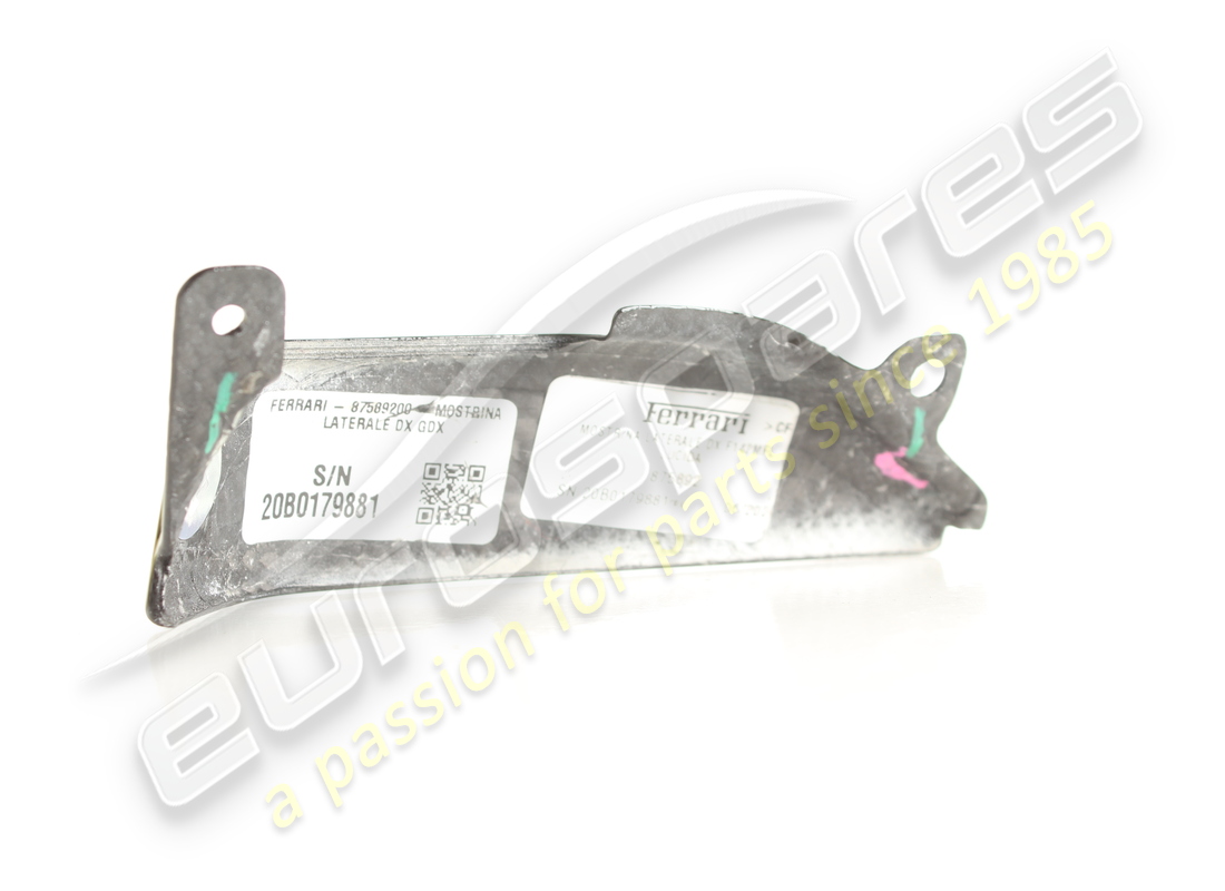 utilisé ferrari environ latéral droit. numéro de pièce 875892 (2)