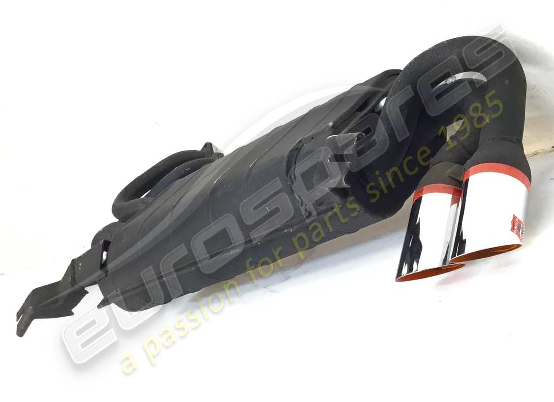 nouvelle section d'échappement inférieure ferrari. numéro de pièce fe2327 (1)
