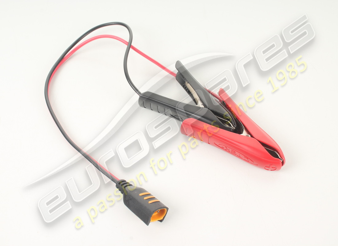 NOUVEAU MASERATI CHARGEUR MANTEINER EU NOUVEAU LOGO. NUMÉRO DE PIÈCE 940001313 (4) nouveau maserati chargeur manteiner eu nouveau logo. numéro de pièce 940001313 (4)