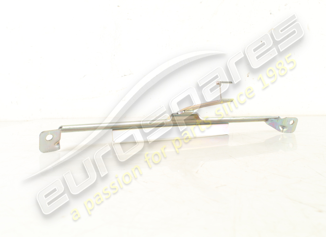 utilisé le support ferrari. numéro de pièce 85280000 (3)