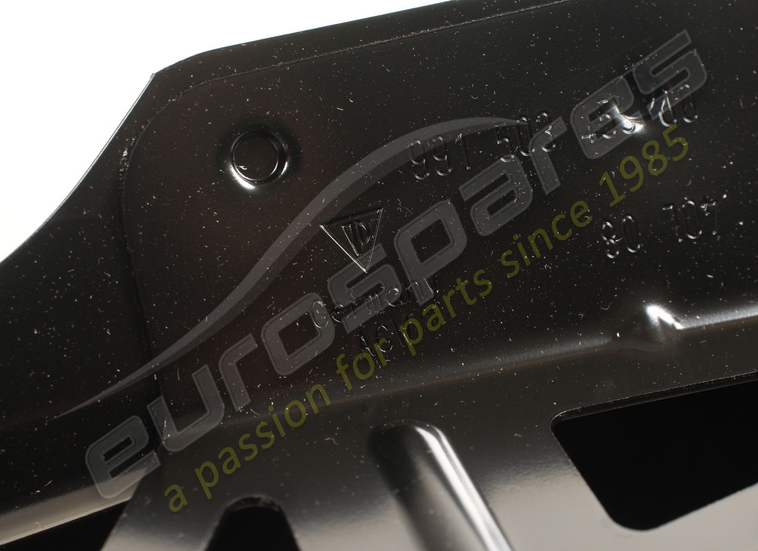 aile gauche neuve porsche avec apprêt. numéro de pièce 99150303100grv (4)