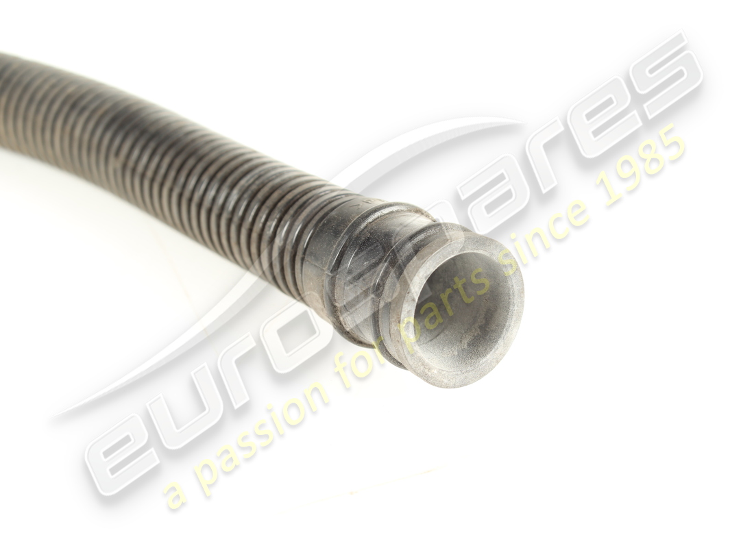 tuyau de ferrari utilisé. numéro de pièce 897557 (3)