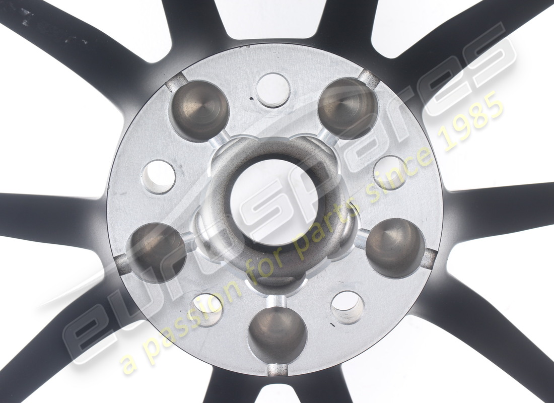 nouvelle roue avant ferrari. numéro de pièce 323894 (5)