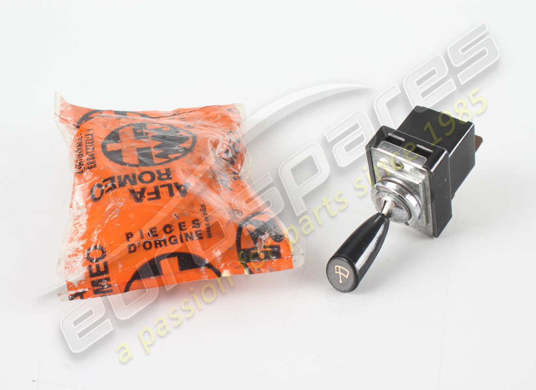 NEW MASERATI WINDSCREEN WIPER CONTROL SWITCH . PART NUMBER 107ABL65684 (1)