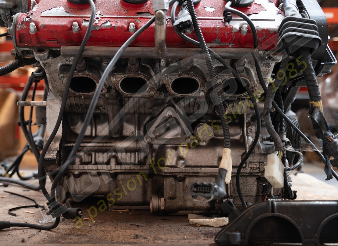 moteur ferrari 348 utilisé. numéro de pièce 95961962 (6)