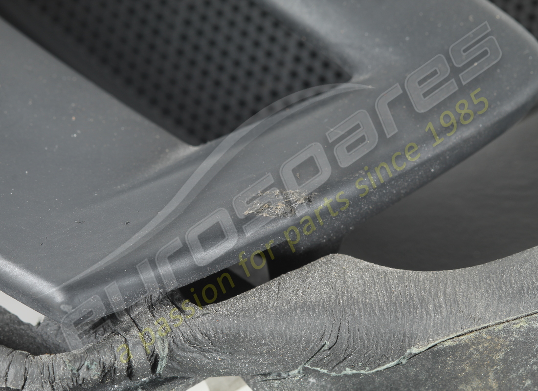 poignée de tirage en cuir droit d'occasion lamborghini. référence 400868100c (3)