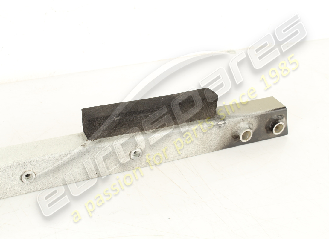 étage de boîte interne droit d'occasion ferrari. numéro de pièce 250076 (2)