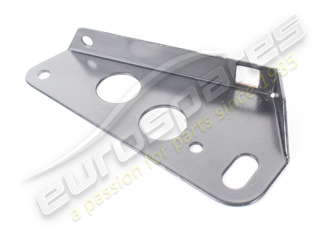 nouveau support ferrari. numéro de pièce 112104 (1)