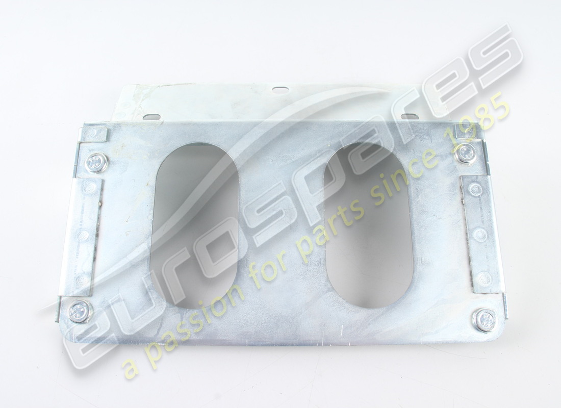 NOUVEAU SUPPORT MASERATI. NUMÉRO DE PIÈCE 381700360 (3) nouveau support maserati. numéro de pièce 381700360 (3)