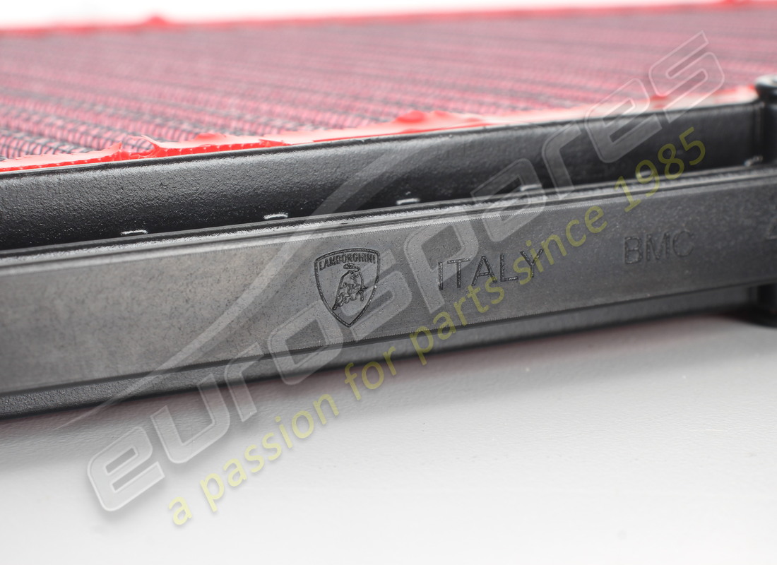 nouveau élément de filtre à air lamborghini. numéro de pièce 4t0133843 (2)