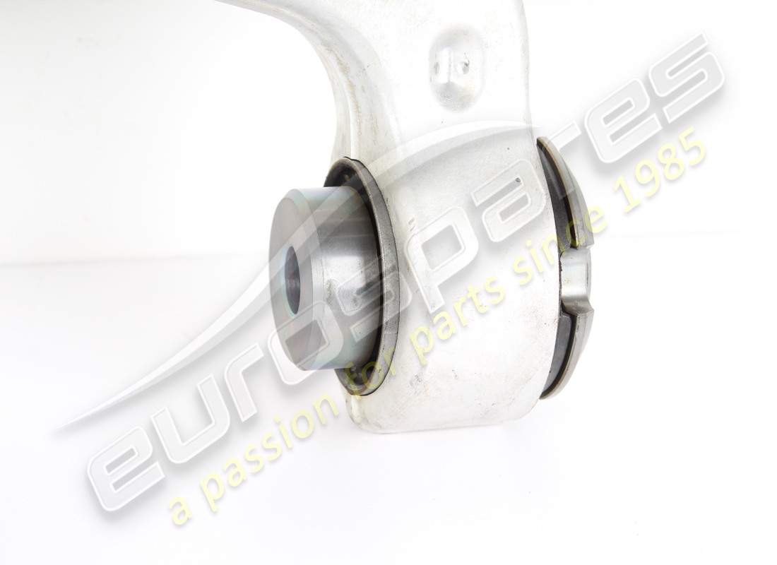 nouveau bras de suspension inférieur avant maserati droit. numéro de pièce 670213729 (2)