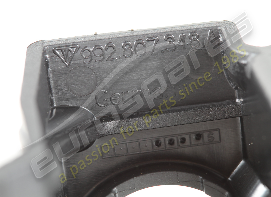 NOUVEAU SUPPORT PORSCHE. NUMÉRO DE PIÈCE 992807348A (3) nouveau support porsche. numéro de pièce 992807348a (3)
