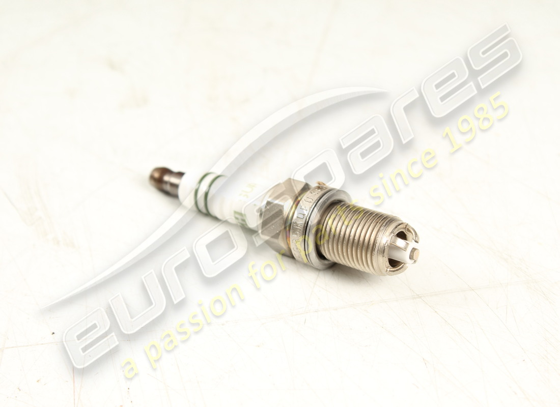 NOUVELLE BOUGIE D'ALLUMAGE Porsche - FGR 5KQE0 - D - MJ 2002>> . NUMÉRO DE PIÈCE 99917022390 (1)