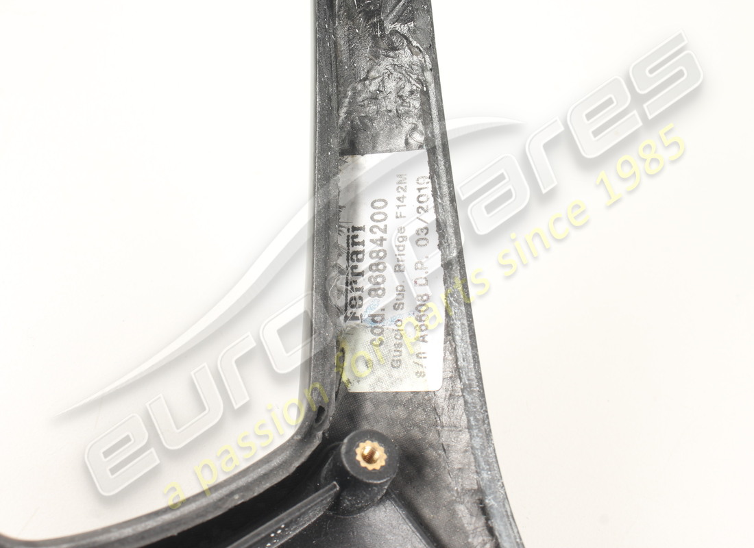 nouvelle coquille supérieure du pont ferrari. numéro de pièce 86884200 (5)