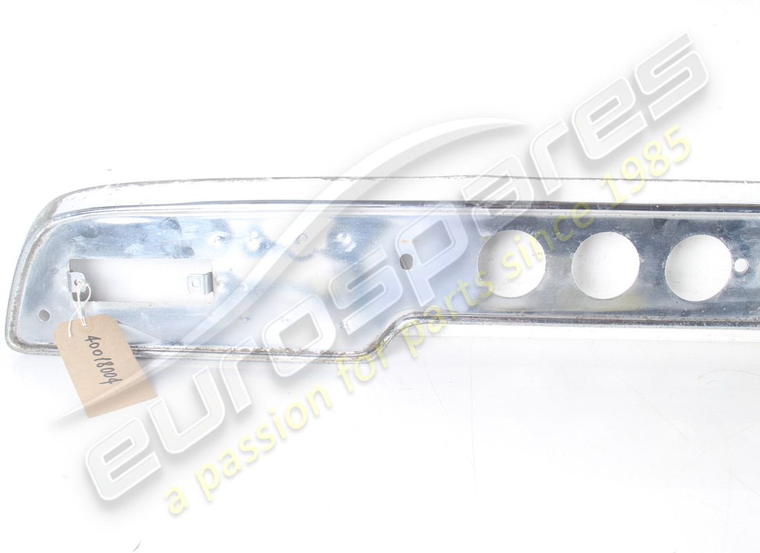 UTILISÉ FERRARI PARE-CHOC ARRIÈRE. NUMÉRO DE PIÈCE 40018004 (2) utilisé ferrari pare-choc arrière. numéro de pièce 40018004 (2)