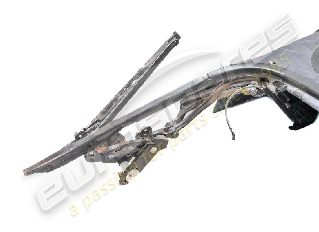 UTILISÉ FERRARI ASSEMBLAGE DE TOIT SPIDER RHD NUMÉRO DE PIÈCE 64897702 (3) utilisé ferrari assemblage de toit spider rhd numéro de pièce 64897702 (3)