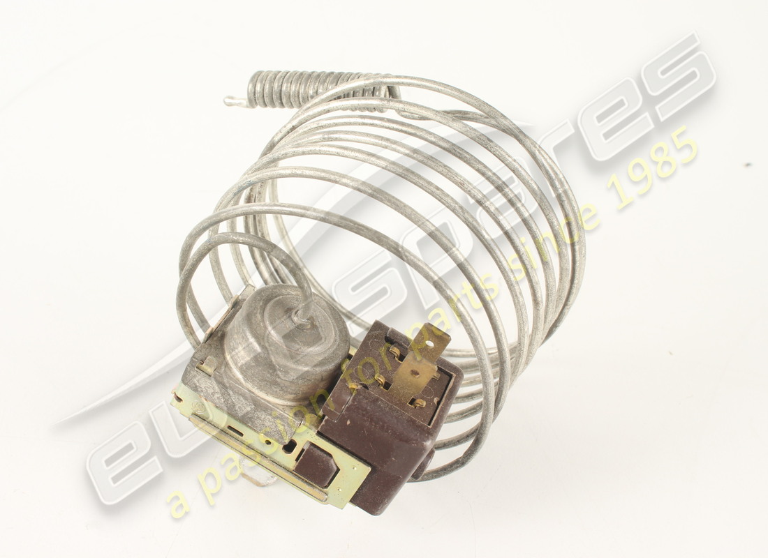 nouveau thermostat ferrari. numéro de pièce 61931100 (1)