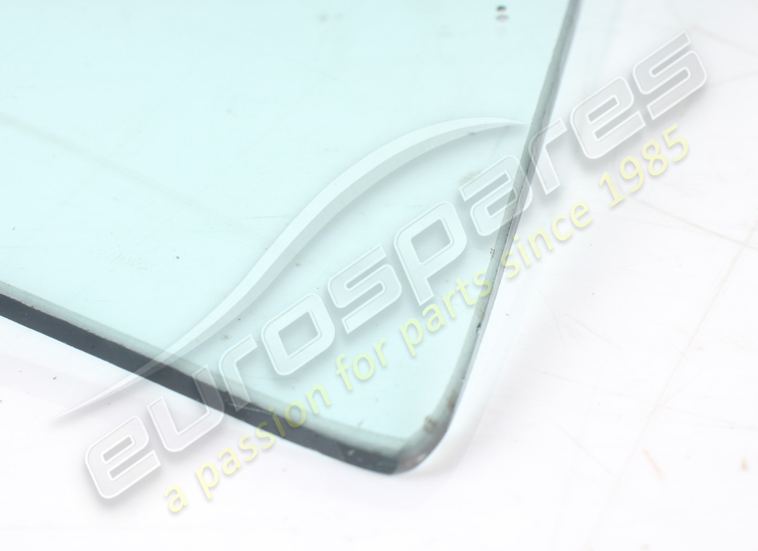 NOUVEL ENSEMBLE DE FEU DE CÔTE ARRIÈRE DROIT FERRARI. NUMÉRO DE PIÈCE 50015502 (3) nouvel ensemble de feu de côte arrière droit ferrari. numéro de pièce 50015502 (3)