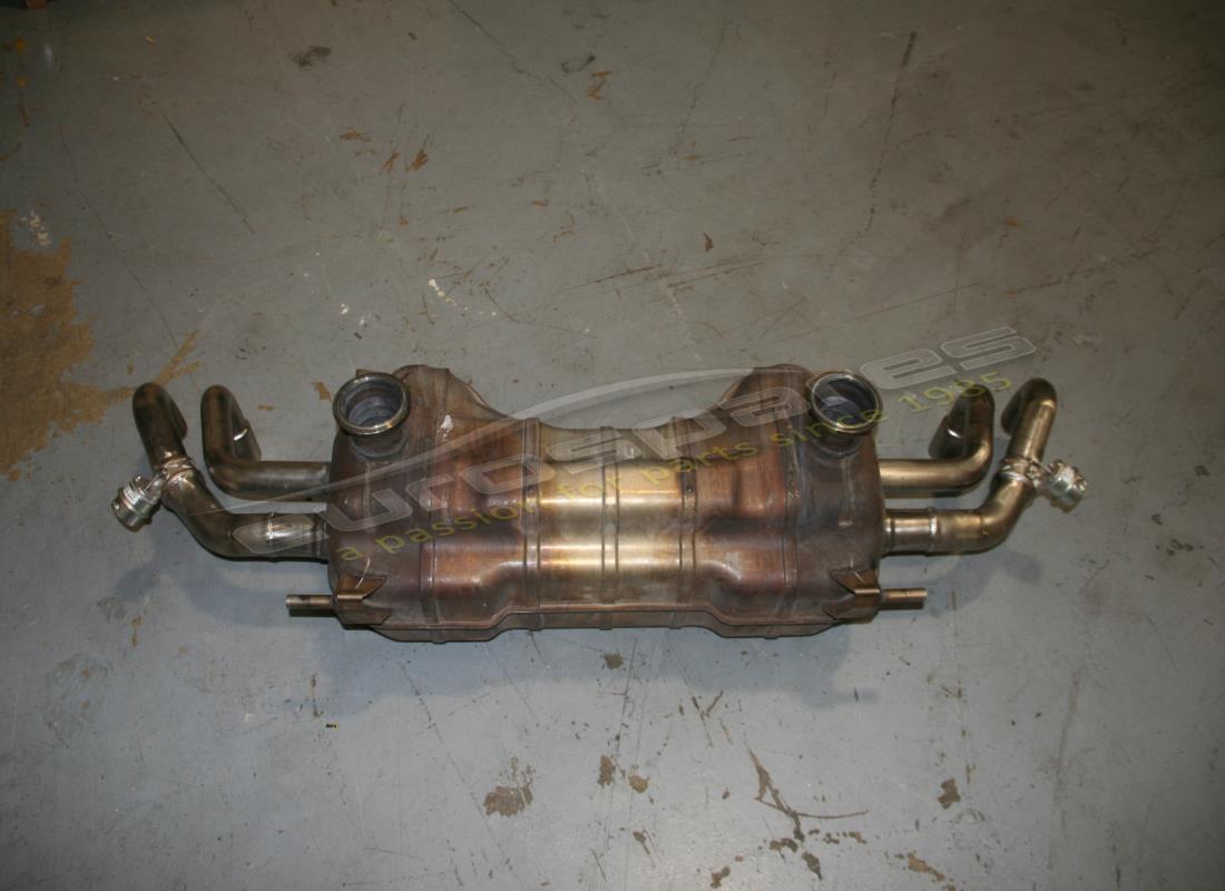 silencieux lamborghini reconditionné (utilisation course 0r7240049). numéro de pièce 4t0251051a (1)