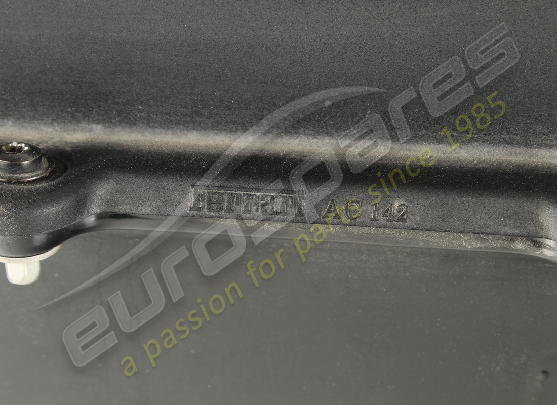 utilisé ferrari boîte de filtre à air complète. numéro de pièce 284707a (2)