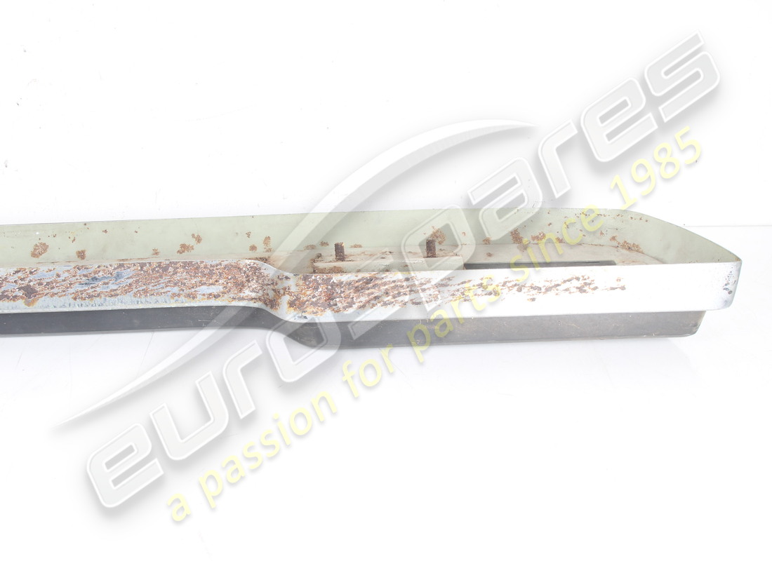 utilisé ferrari pare-choc arrière. numéro de pièce 40018004 (5)