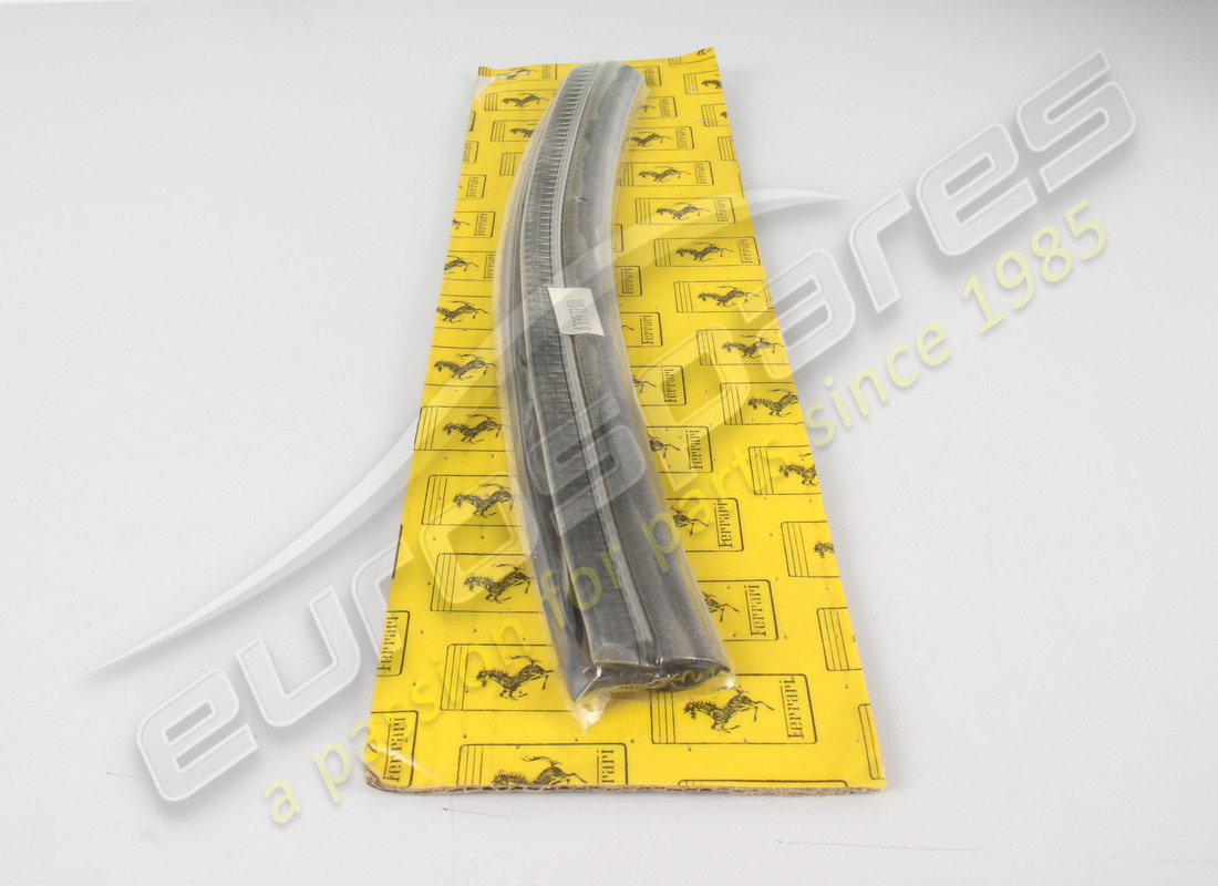 nouveau joint ferrari. numéro de pièce 63393200 (4)