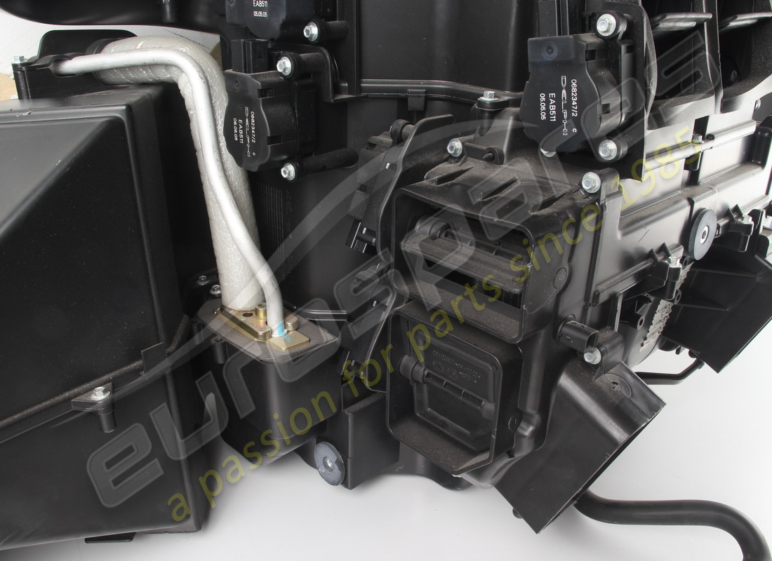 ensemble de climatisation complet d'occasion maserati. numéro de pièce 68462400 (5)