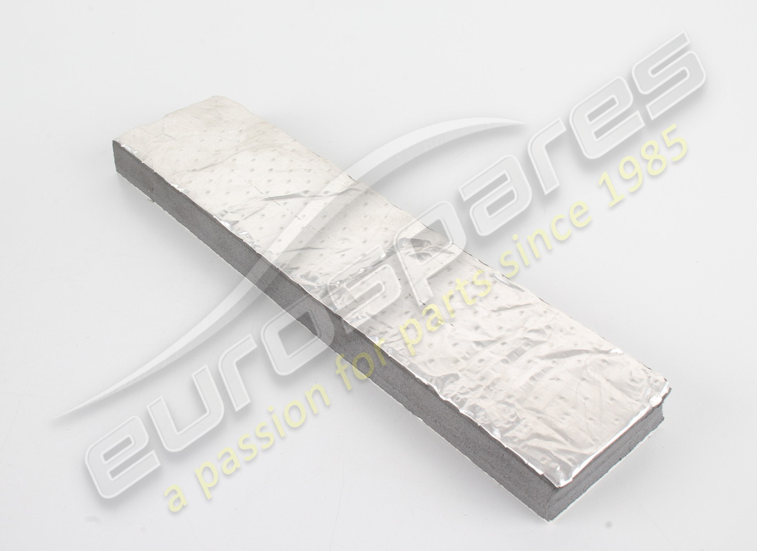 nouvelle isolation sous plancher ferrari. numéro de pièce 64608800 (1)