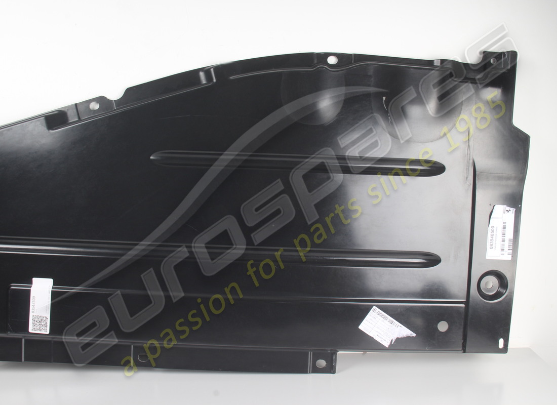 NOUVEAU FERRARI AVANT AÉRODYNAMIQUE INFÉRIEUR DROIT NUMÉRO DE PIÈCE 83948500 (3) nouveau ferrari avant aérodynamique inférieur droit numéro de pièce 83948500 (3)