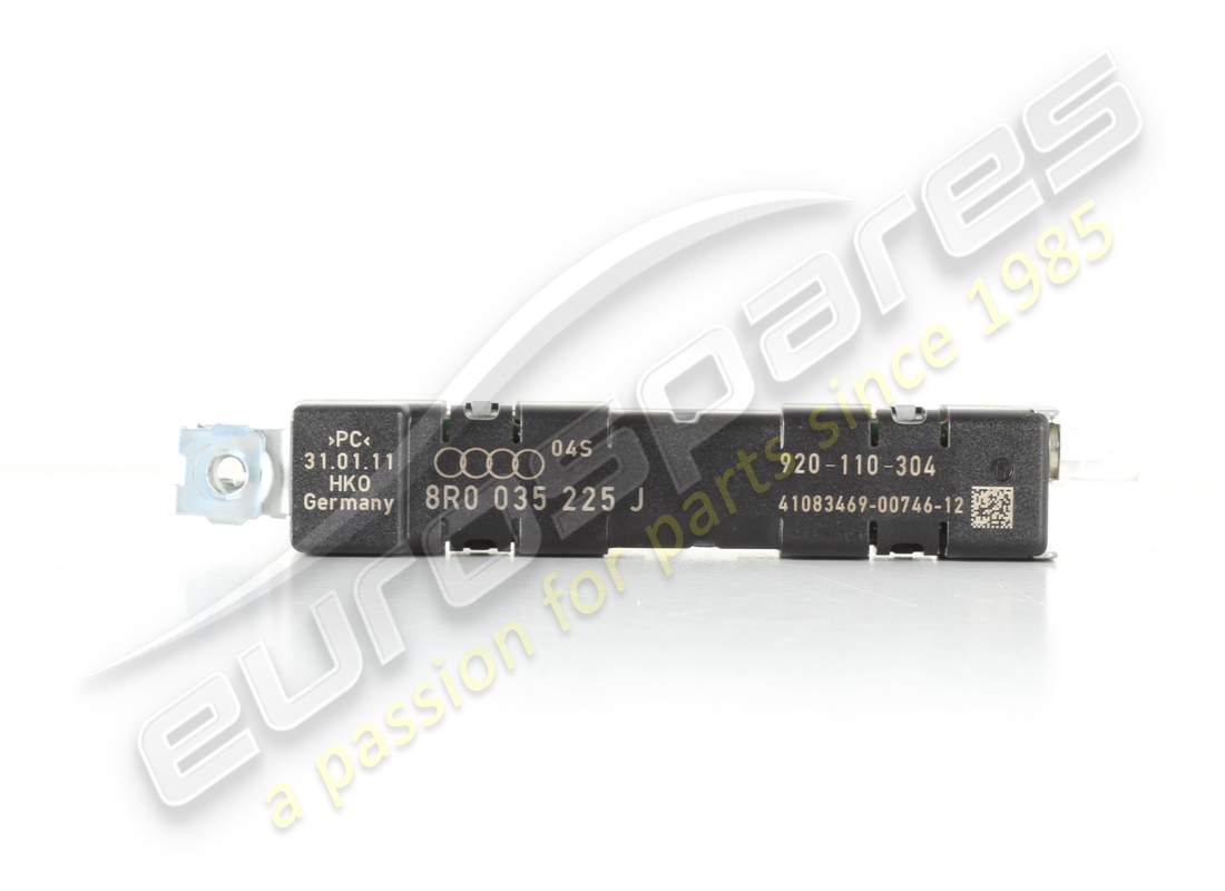 NOUVEL AMPLIFICATEUR D'ANTENNE Lamborghini . RÉFÉRENCE 8R0035225J (1)