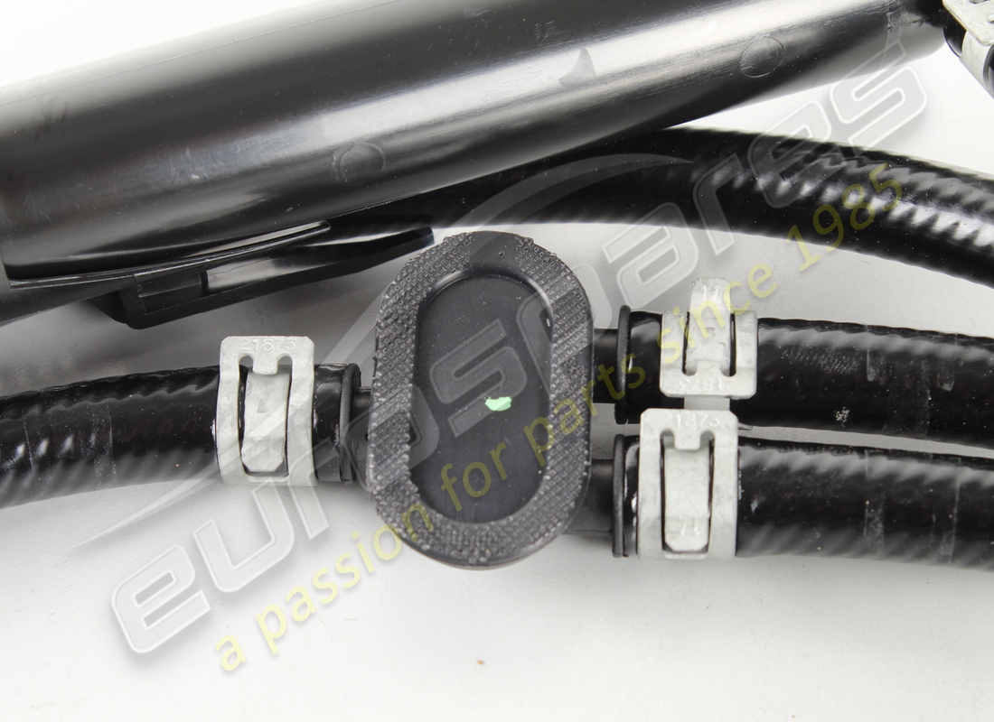 KIT DE LAVE-PHARES NEUF FERRARI. RÉFÉRENCE 69376700 (5) kit de lave-phares neuf ferrari. référence 69376700 (5)