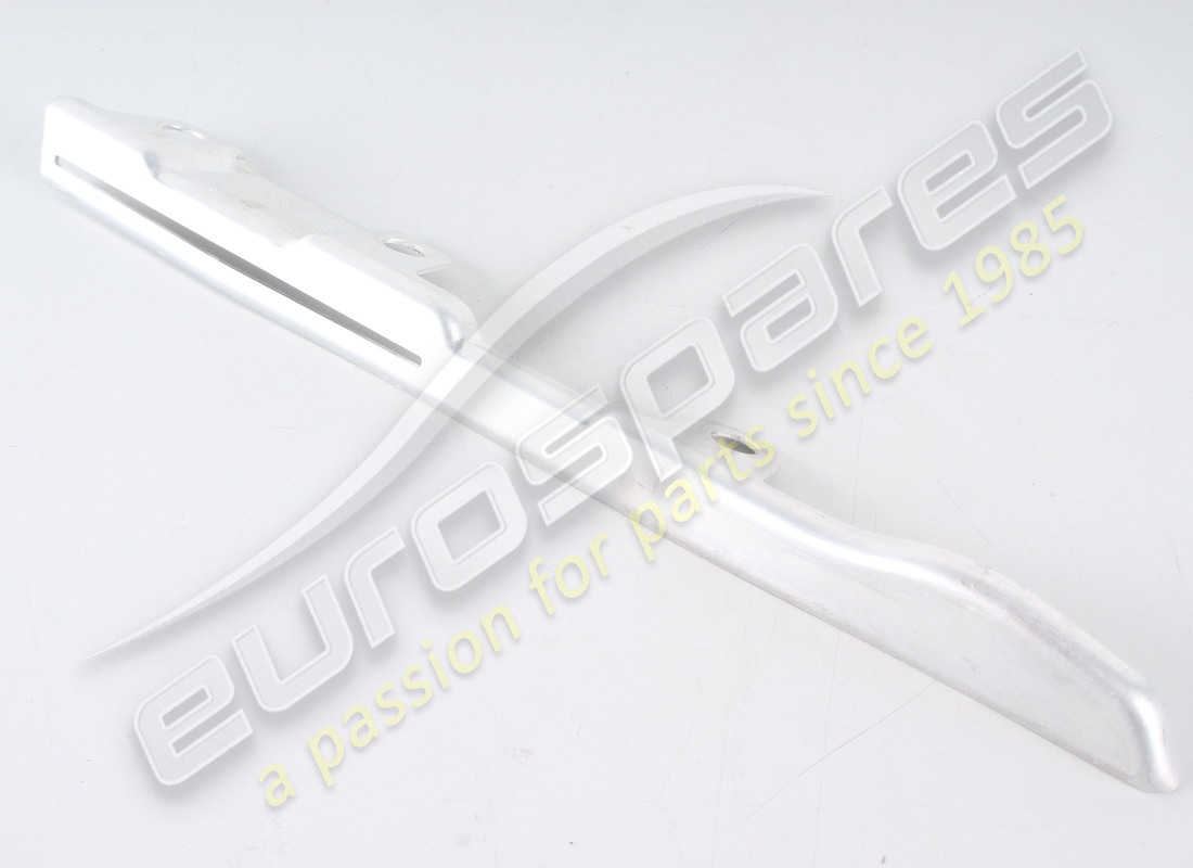 UTILISÉ LE SUPPORT LAMBORGHINI. NUMÉRO DE PIÈCE 4T8810696 (2) utilisé le support lamborghini. numéro de pièce 4t8810696 (2)