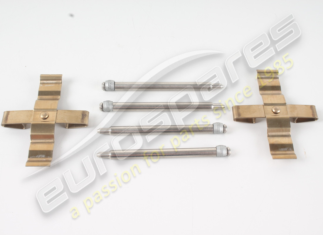 nouveau ensemble maserati arrière les plaquettes de frein. numéro de pièce 673010320 (2)