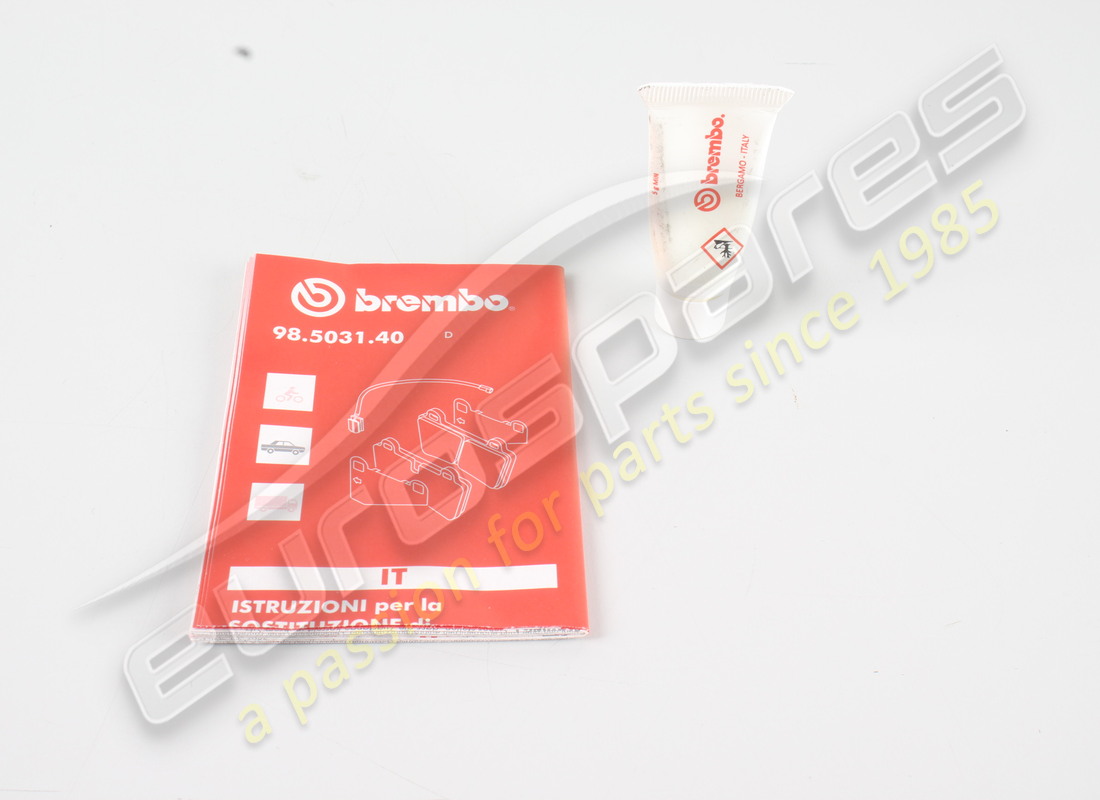 nouveau ensemble maserati arrière les plaquettes de frein. numéro de pièce 673010320 (3)