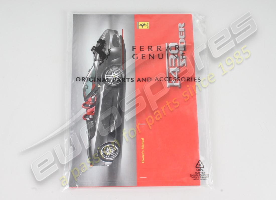 nouveau manuel ferrari. numéro de pièce 69192400 (1)