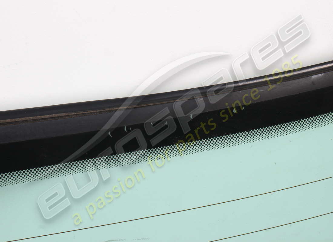 maserati vitre de fenêtre arrière utilisée. numéro de pièce 377780077 (2)
