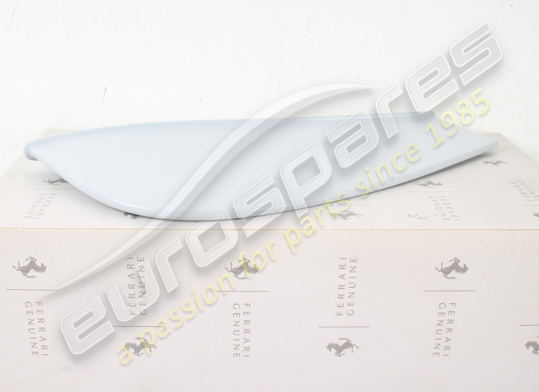 nouvelle aileron extérieur ferrari numéro de pièce 81372910 (3)