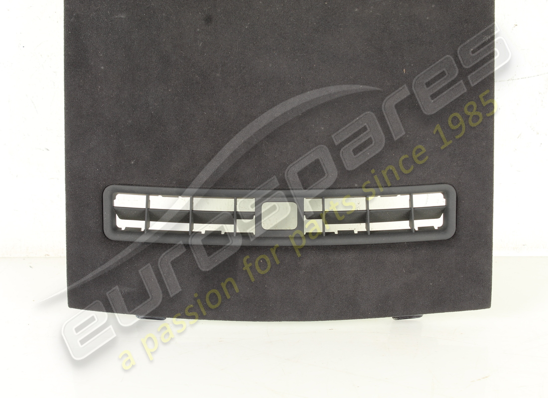 couverture utilisée de lamborghini. numéro de pièce 403863276b (2)