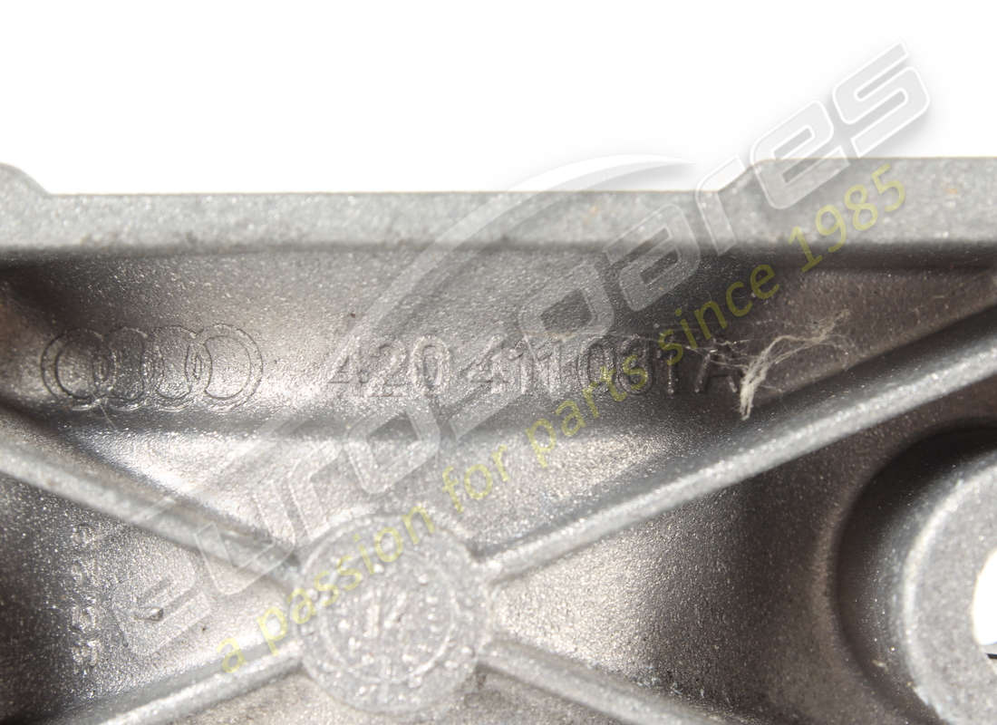 stabilisateur lamborghini utilisé. numéro de pièce 420411031a (2)