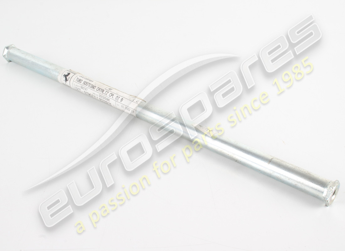 nouveau tuyau ferrari. numéro de pièce 166464 (1)