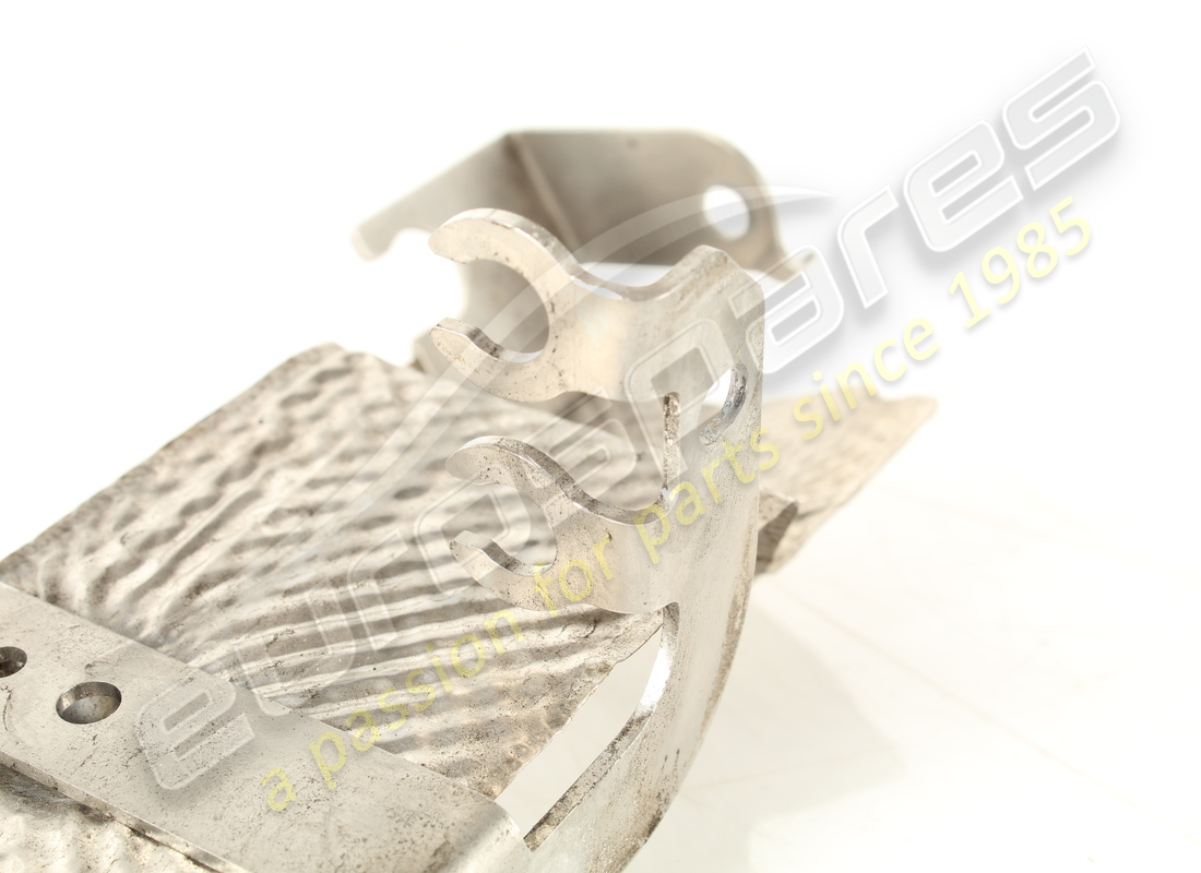 utilisé le support lamborghini. numéro de pièce 470599503 (2)