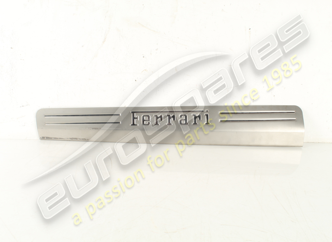 utilisé ferrari plaque de pied droite. numéro de pièce 81361800 (4)