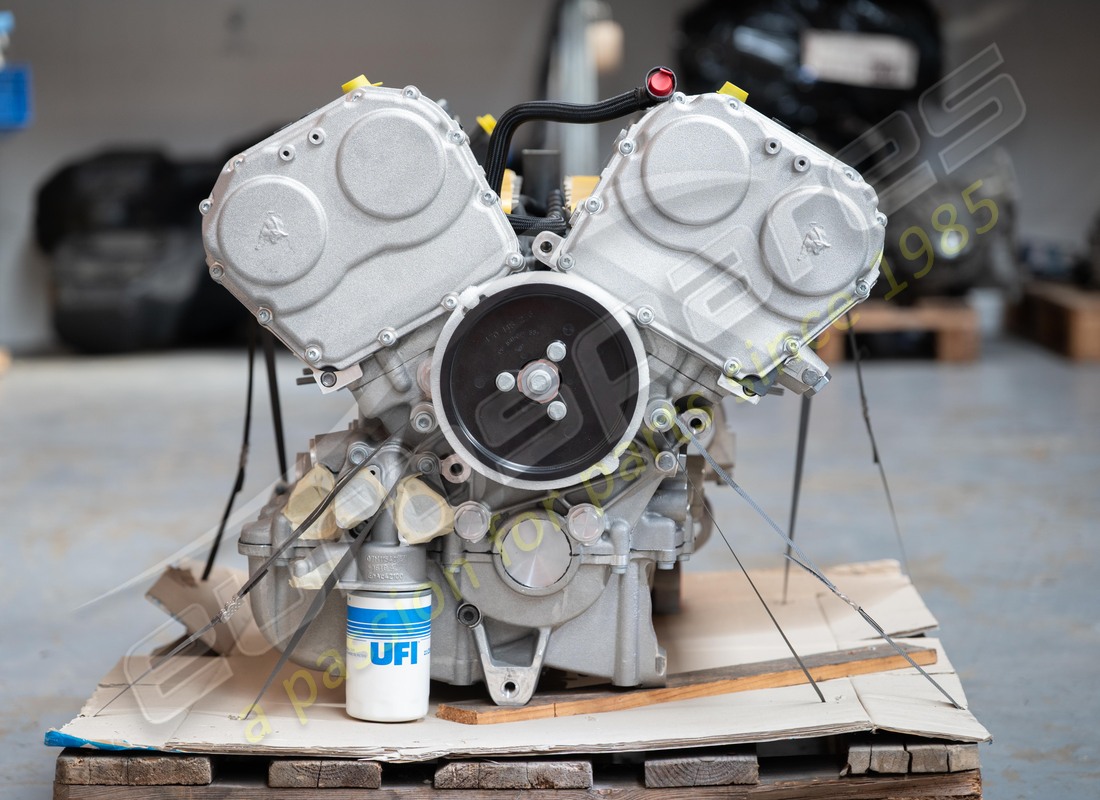 nouveau moteur lamborghini lp700. numéro de pièce 399900138 (3)