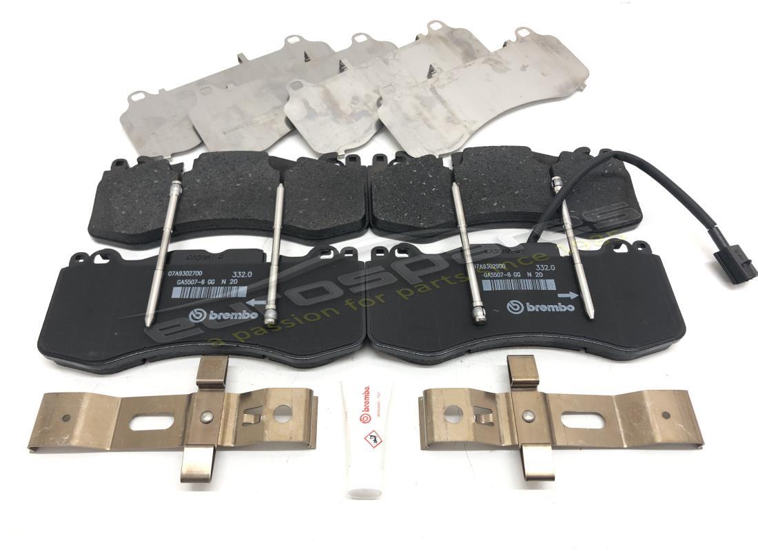 nouveau maserati avant les plaquettes de frein. numéro de pièce 673010891 (1)