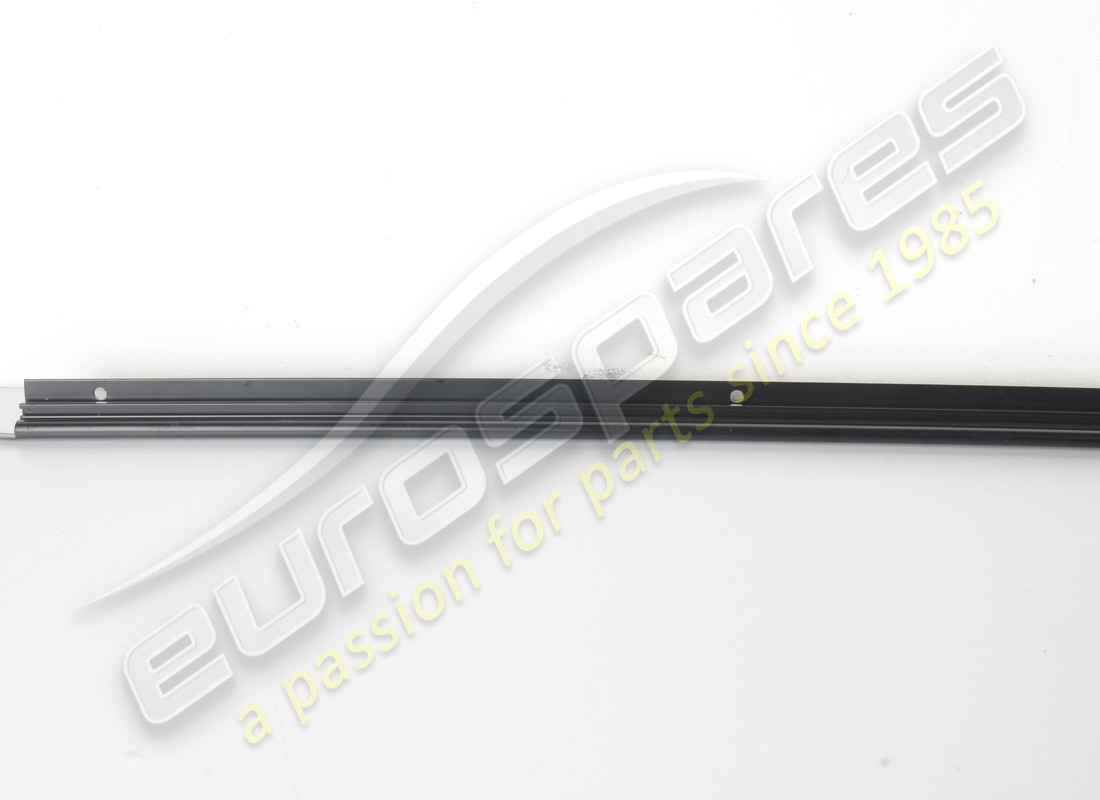 nouveau ferrari support de joint extérieur droit. numéro de pièce 63733300 (2)