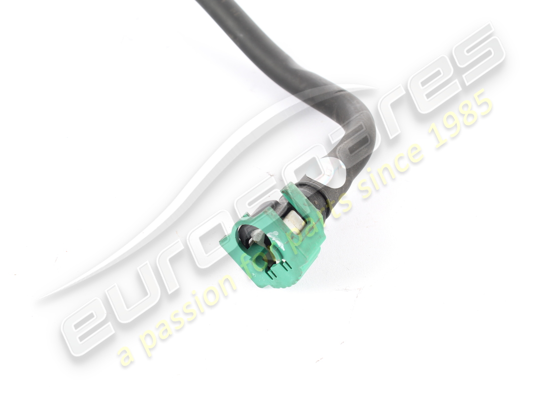 TUYAU UTILISÉ FERRARI ENTRE LE FILTRE ET LA VANNE RH. RÉFÉRENCE 277355 (3) tuyau utilisé ferrari entre le filtre et la vanne rh. référence 277355 (3)