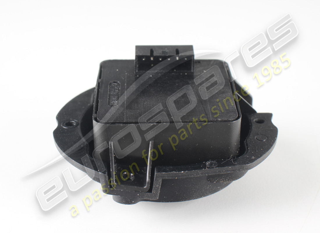 nouveau bouton de commande de siège arrière droit maserati. numéro de pièce 203491 (2)