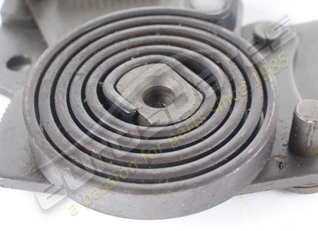 utilisé ferrari support gauche. numéro de pièce 62515100 (4)